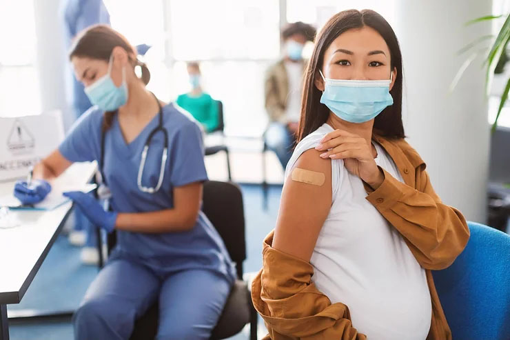 Flu Season is Here: How Your Local Pharmacy Can Help You Stay Healthy